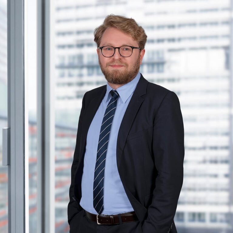Felix Rausch, Jurist und zugelassener Rechtsanwalt bei intersoft consulting services AG