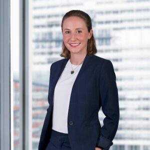 Katharina Ruhenstroth, Juristin und zugelassene Rechtsanwältin bei intersoft consulting services AG