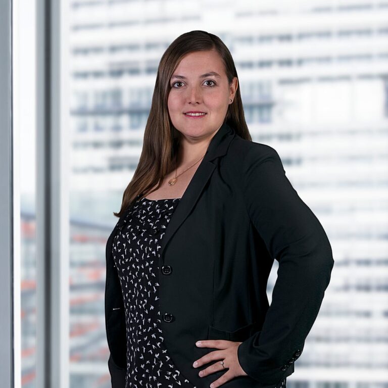 Lisa Rehkugler, Juristin und TÜV-zertifizierte Datenschutzbeauftragte bei intersoft consulting services AG