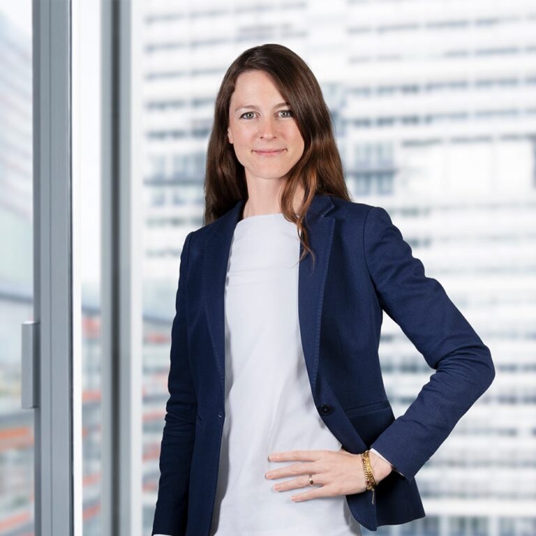 Melanie Pünjer von Korff, Juristin und zugelassene Rechtsanwältin bei intersoft consulting services AG