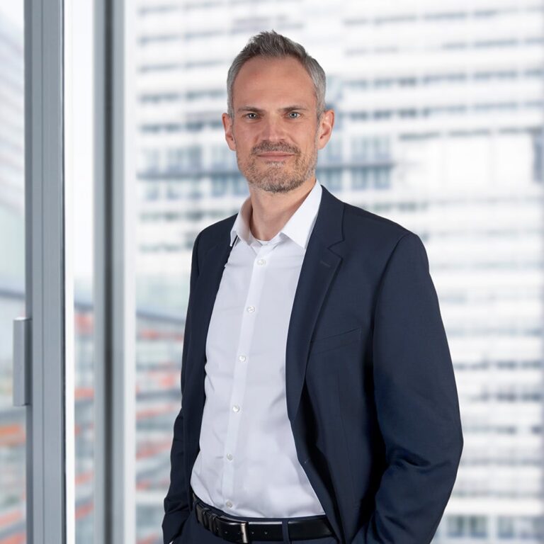 Philipp Dorowski, Jurist und TÜV-zertifizierter Datenschutzbeauftragter bei intersoft consulting services AG