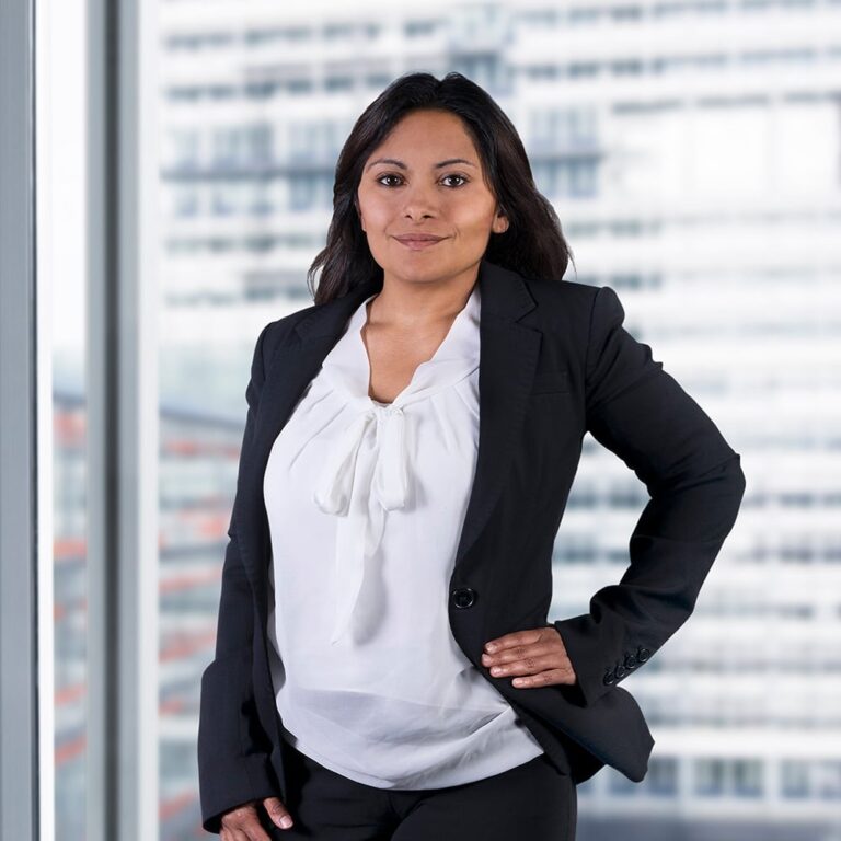 Shobha Fitzke, Juristin und TÜV-zertifizierte Datenschutzbeauftragte bei intersoft consulting services AG
