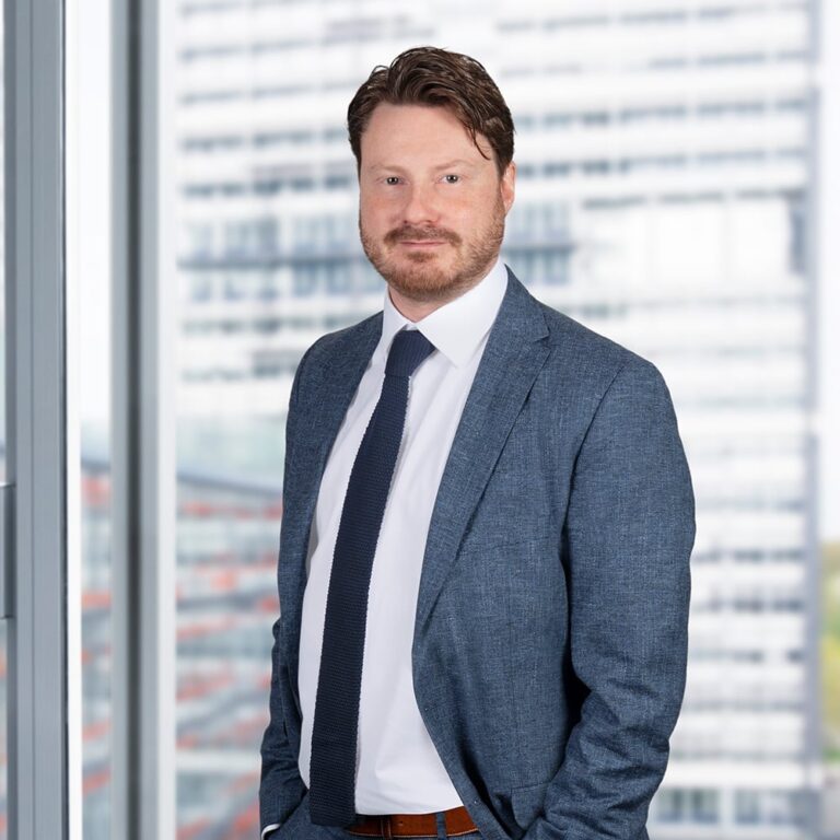 Tilman Spriegel, Jurist und zugelassener Rechtsanwalt bei intersoft consulting services AG