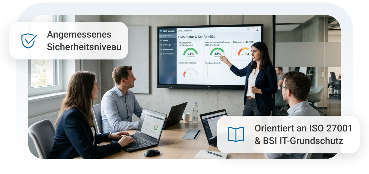 Ein Team bespricht Sicherheitsstatus und ISO 27001-Orientierung an einem Bildschirm in einem modernen Konferenzraum.