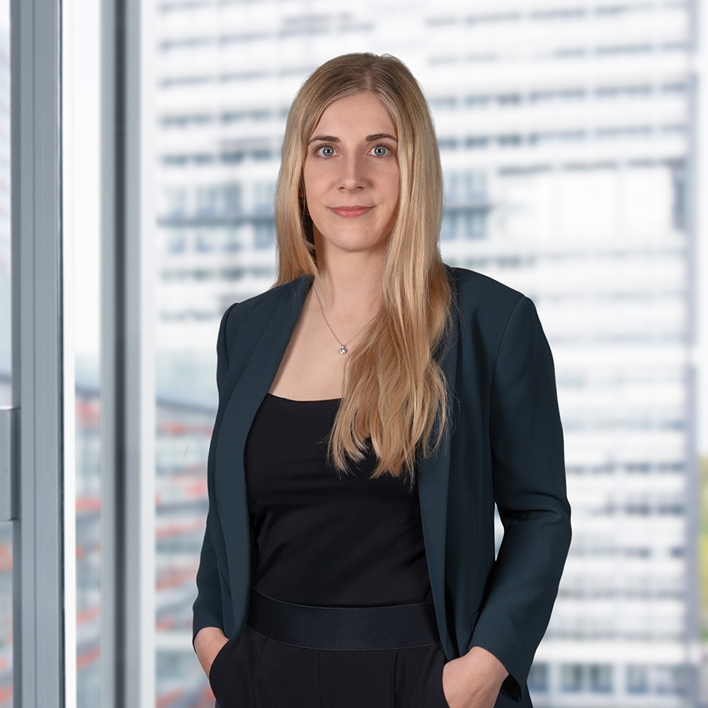 Joanna Lang-Recht, Consultant für Cyber Security und IT-Forensik bei intersoft consulting services AG